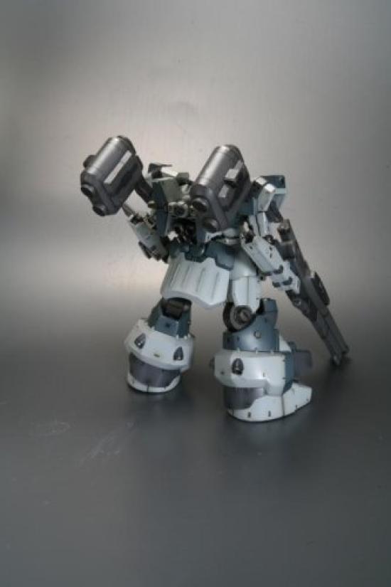 Kotobukiya Armored Core Mirage Fox Eye Scale Plastic Kit C04-ATLAS Ver. 1/72