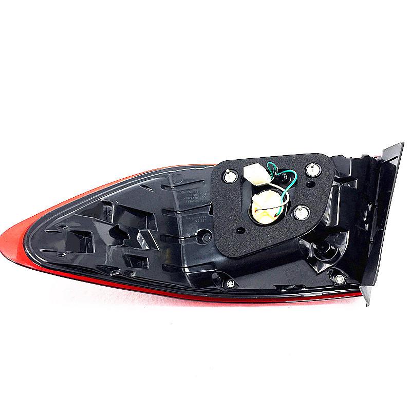 

Подходит для FAW Besturn B30 Задний фонарь и Стоп-сигнал в сборе Co-driver, Curved Light (Outer Side)