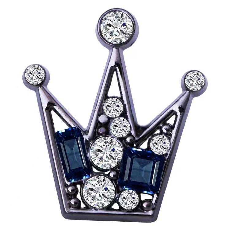 Crown Crystal Lapel Pin for Men: Zhang Songwen Style Brooch Accessory for Suits and Shirts. Perfect for Summer.