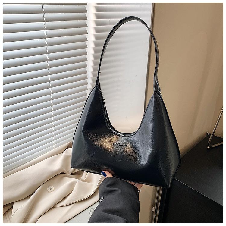 Niche design underarm bag women's spring 2025 texture dumpling bag is popular this year, single shoulder commuter underarm bag