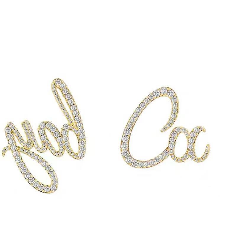

Niche Zircon Inlaid Geometric Letter Stud Earrings: Women s Versatile High-End Bling Jewelry золотий