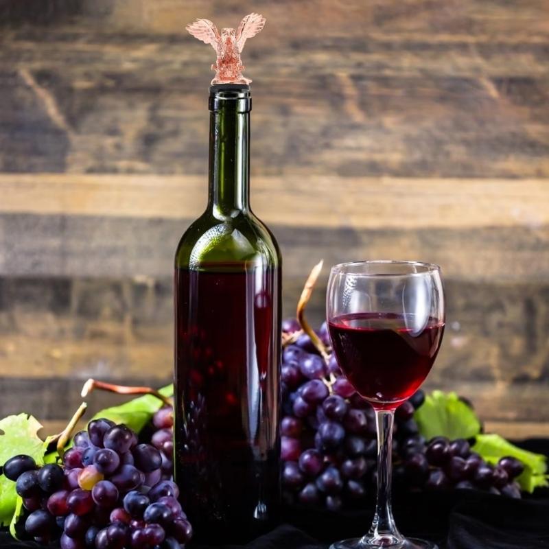 Unique Hawks Head Metal Liquor Pourer With Ergonomic Grip Spill Safe Beverage Dispenser For Effortlessly Serving At Pubs
