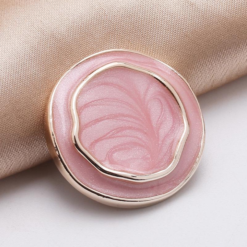 

Пластиковые пуговицы специальной формы с гальваническим покрытием Xiangfeng для пальто, свитеров и кардиганов