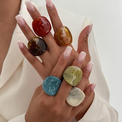 Anillo Bohemian Colourful Thick Resin Acrylic para Mujer KunJoe Geometría Retro Redondo Apilable Anillo Ancho para Nudillos Joyería