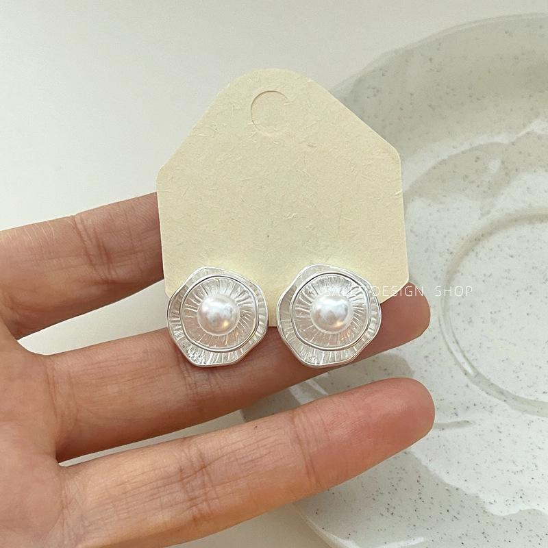 Korean Double Layer Ruffled Pearl & Cubic Zirconia Stud Earrings - Elegant High-End Fashion Jewelry