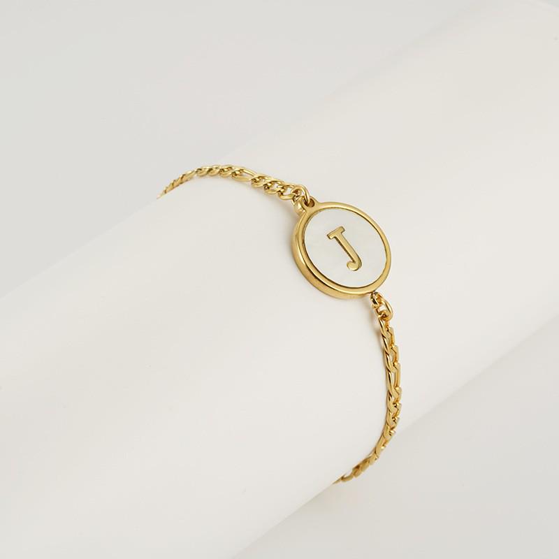 Pulsera Redonda de Acero Inoxidable 18K Europea con Letra para Mujer - Joyería de Mano Moderna y Elegante