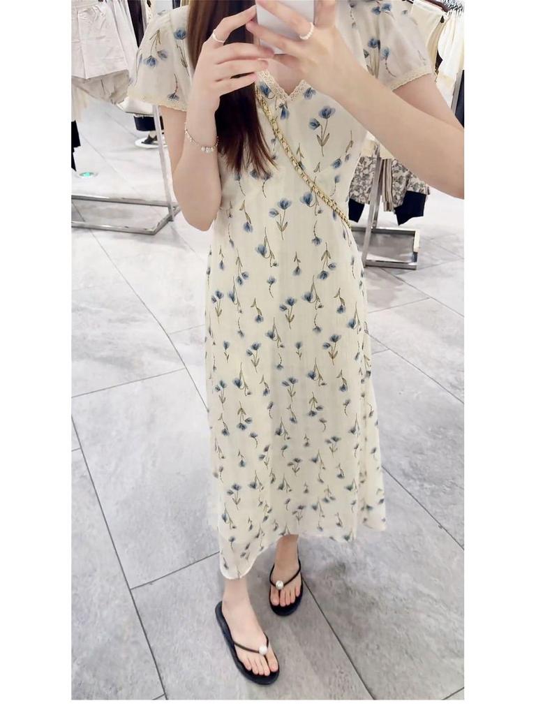 Women's French White Floral V-Neck Short-Sleeve Long Dress for Summer 2026 Beach Vacation