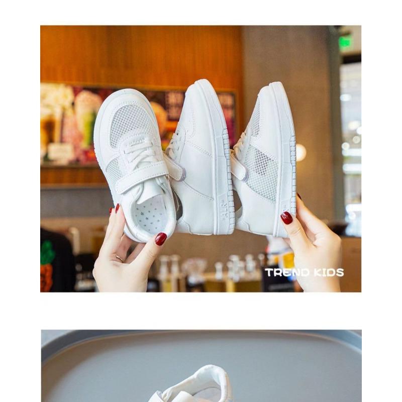 Children's Small White Shoes New Spring and Summer Breathable Mesh Sneakers Hollowed Out for Girls Boys Large Children's Board Shoes