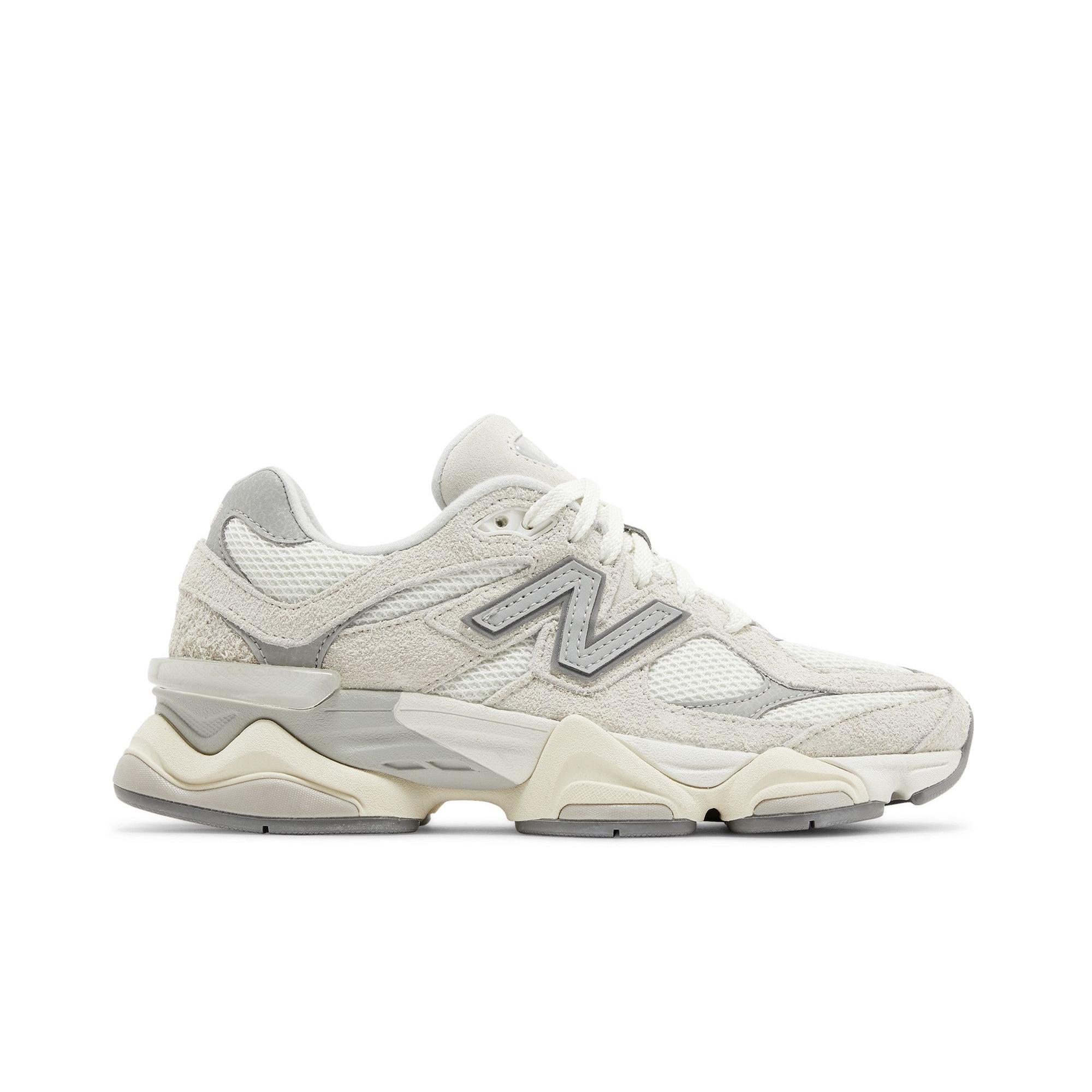 New Balance 9060 `Suede Pack -