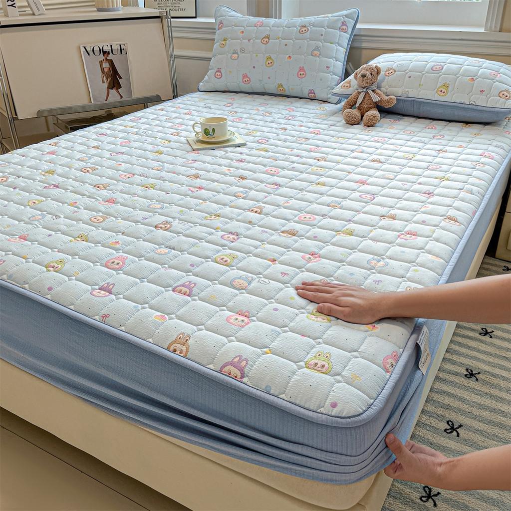 Waterproof & Breathable Mattress Protector - Printed Crinkle Taffeta Quilted Cover, Non-Slip Dust Proof Fitted Sheet