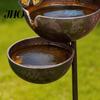 Mangiatoia per Insetti Accessorio da Giardino Mangiatoia per Uccelli in Metallo Rustica Vintage Pali Raccogli Pioggia con Ciotole Decorative a 3 Livelli Stazione di Abbeveraggio per Api per