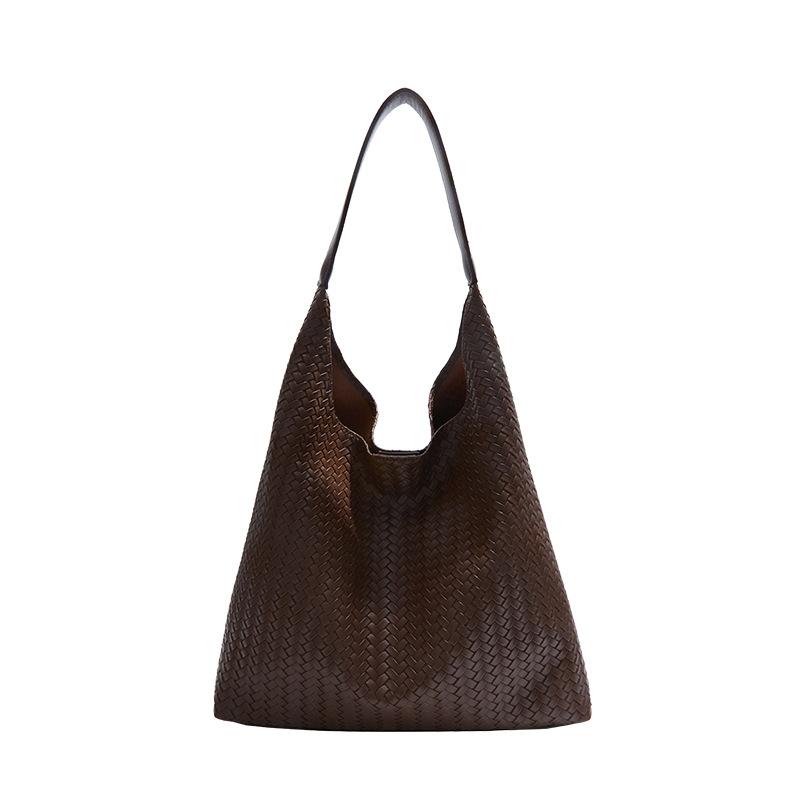 Retro woven bag women's large-capacity autumn and winter leisure shoulder mother and child bag commuter tote bag