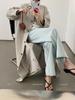 Yi En Ou Retro Micro-Flare Jeans for Women, High Waist Slimming Long Pants for Pear Shape, Long Legs Sequel
