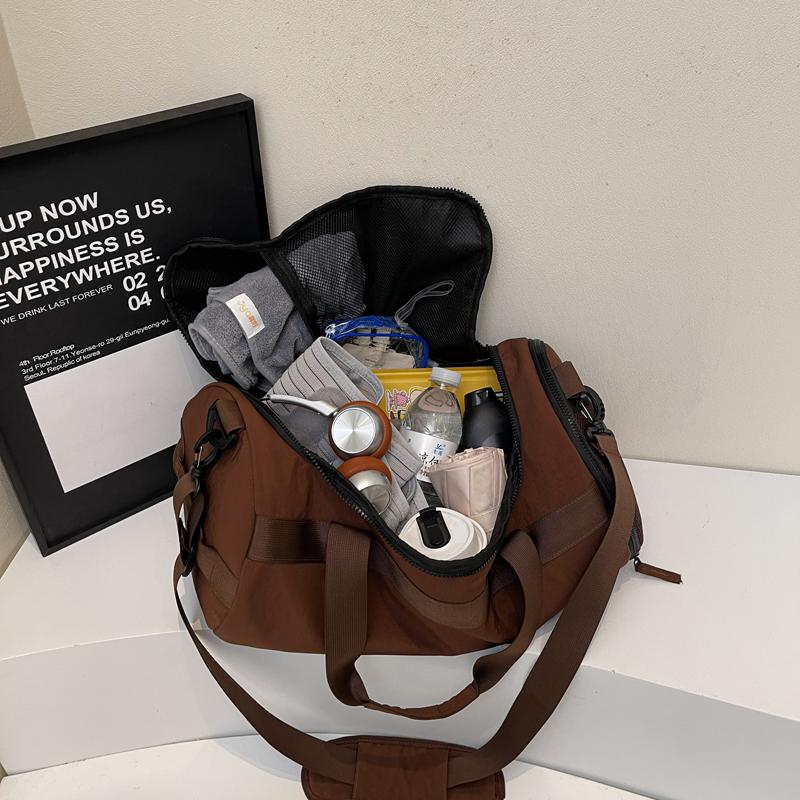 Dry and Wet Separation Large Capacity Gym Bag Swimming Sports Bag Short-Distance Travel Bag with Separation Shoes Bags