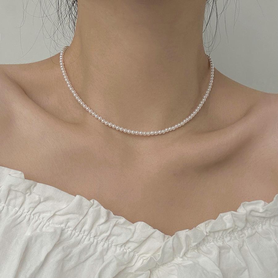Pearl Necklace Women's Neck Chain Light Luxury Niche Design Year Collarbone Chain