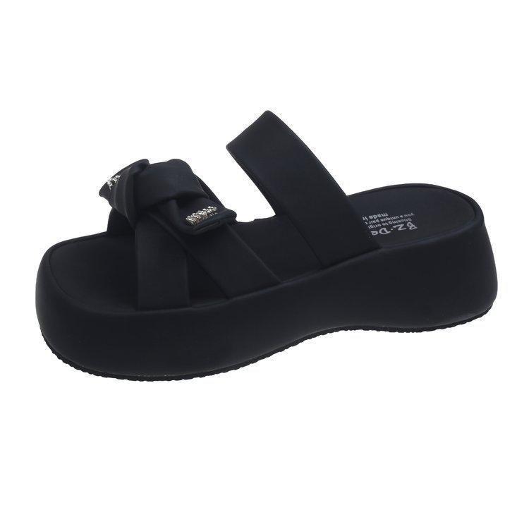 

French platform cool slippers women s summer wear fashion with skirt 2025 new versatile casual fairy wind beach shoes 35