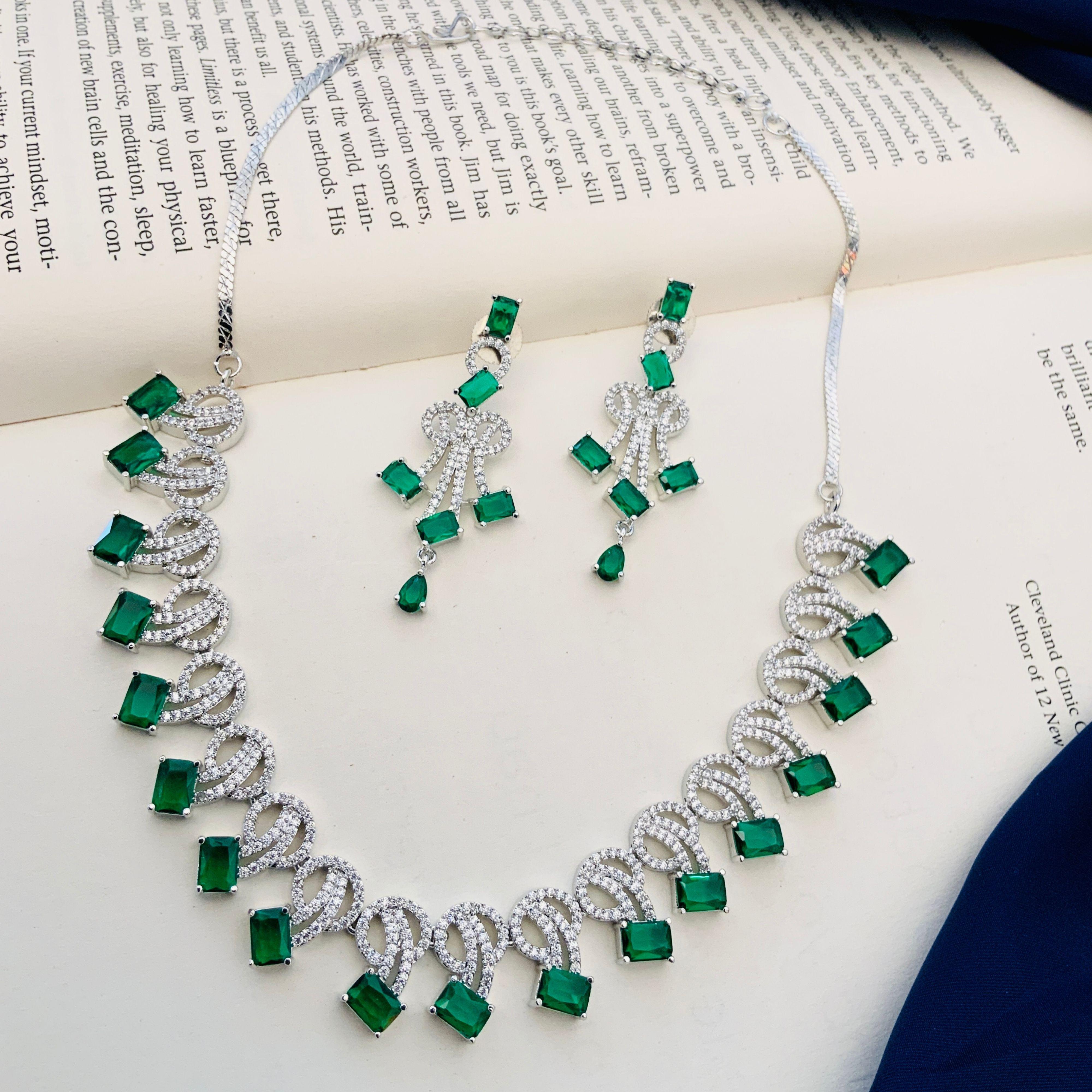 

Посеребренные бриллиантовые круглые колье комплект бриллиантовых колье комплект для женщин белый