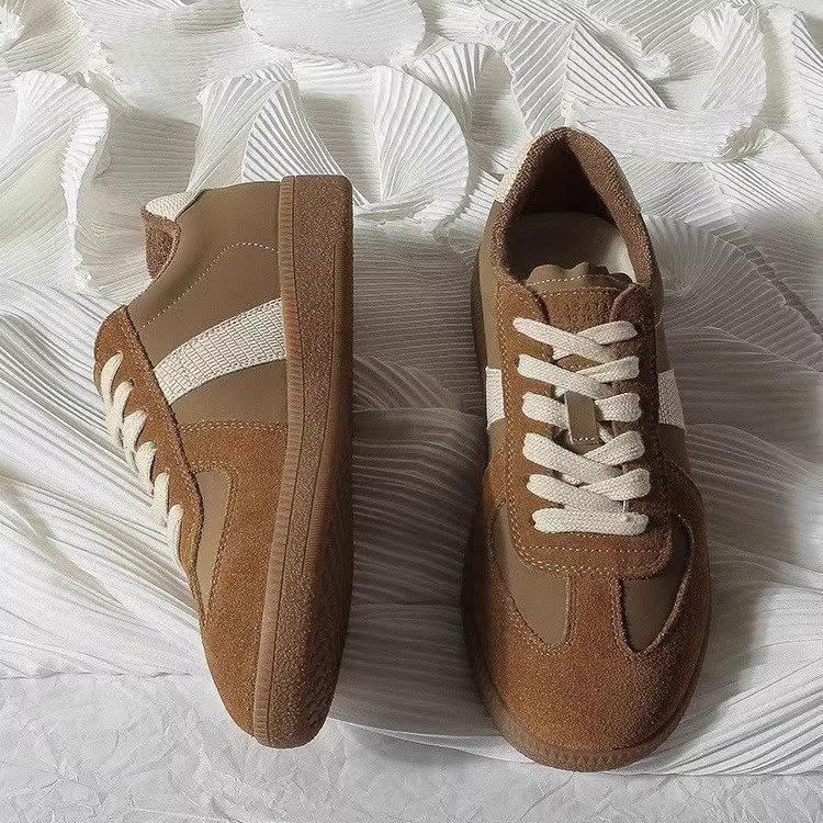 

Корейская версия популярной женской обуви для крикета иностранной торговли 2025 года, весна-осень, новые толстые подошвы, черно-белые туфли с рисунком панды, белые, универсальные 35 коричневый