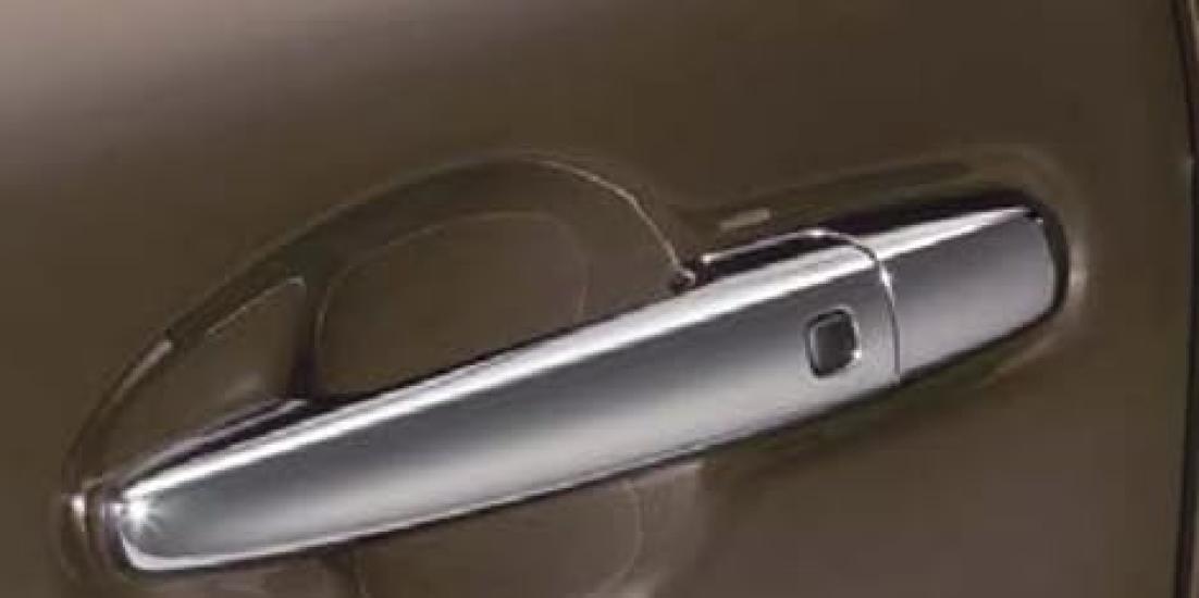 

Genuine Suzuki FRONX Door Handle Protection Film for of (Transparent) 4AA-WDB3S/-WEB3S (Set 4) [99126-74T00]