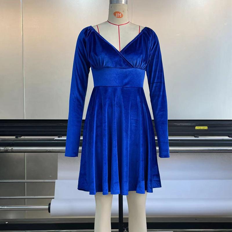 2026 New Women's Velvet Bodycon Dress, V-Neck Long Sleeve Short Cocktail Dress with Waist Cinching, Sexy Holiday & Party Velvet Gown