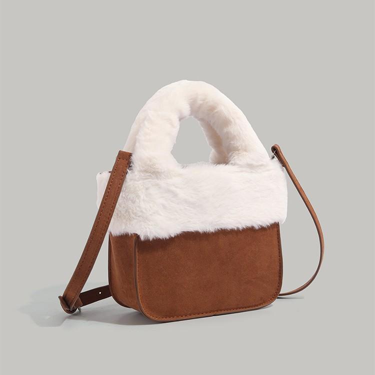 Women's Bag Autumn Winter Retro New Suede Velvet Handbag Small Square Bag Fashion Fluffy Crossbody Shoulder Bag