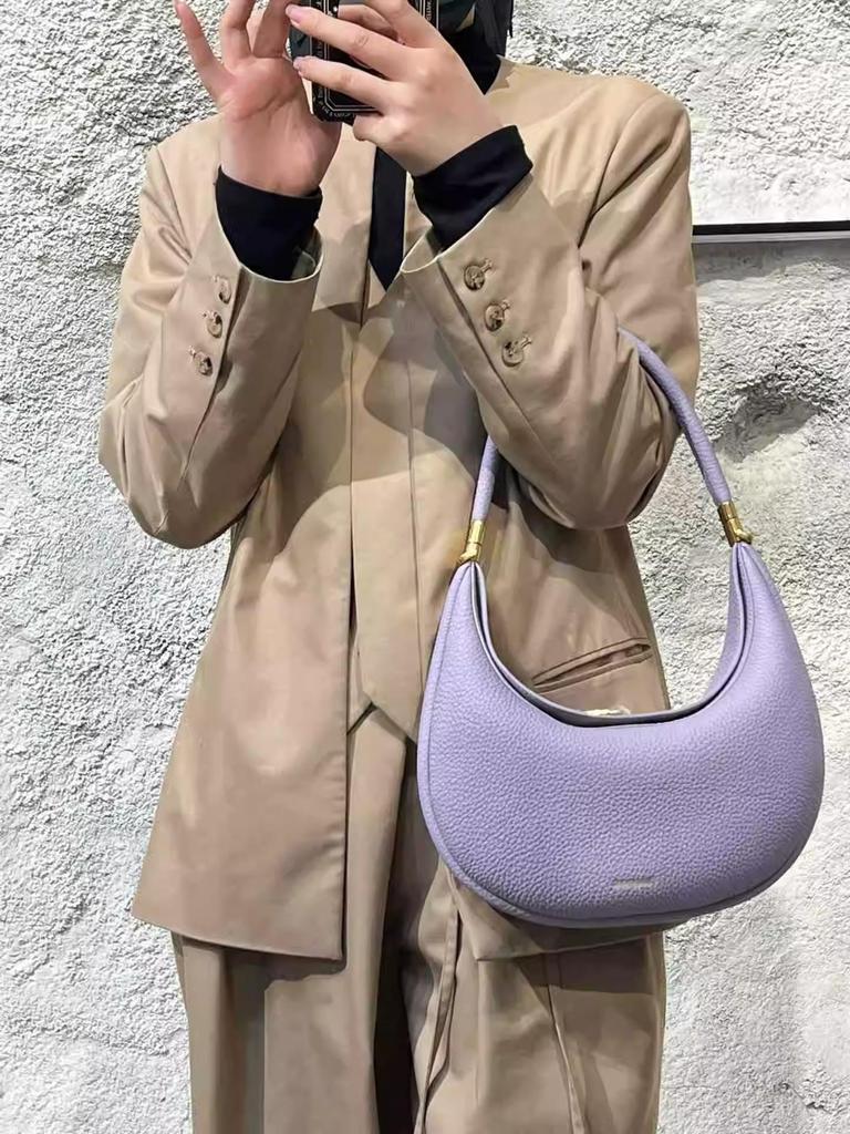 Elegant High-End Versatile Women's Shoulder Bag - Solid Color, Fashionable Commuter Handbag