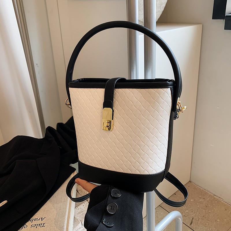 

Chic And Versatile Women s Bucket Bag With Casual Shoulder Style For Everyday Use WhiteBlack