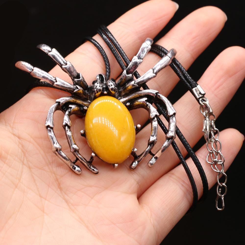 Natural Shell Alloy Necklace Spider-Shaped Brooch Pendant Charms For Elegant Women Love Romantic Gift