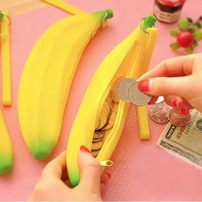Neuheit Gelbe Banane Silikon Stiftetasche Schreibwarenaufbewahrung Stiftbeutel Doppeltes Münzfach Schlüsselgeldbörse Werbegeschenk Schreibwaren
