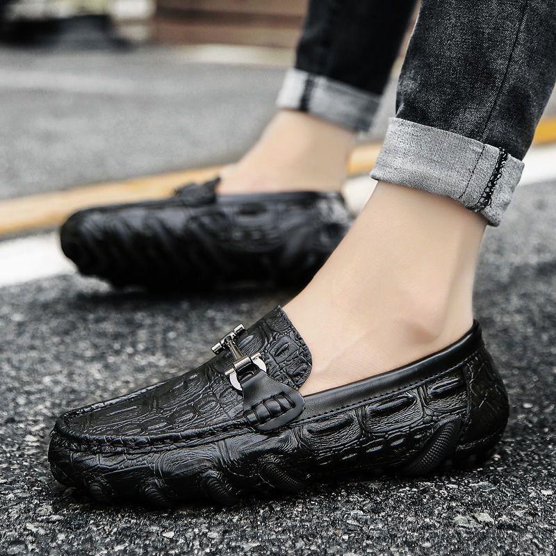 Trend Men Leather Shoes Flat Slip on Breathable Casual Loafers Crocodile Leather Design Fashion Moccasins for Men Zapatos Hombre