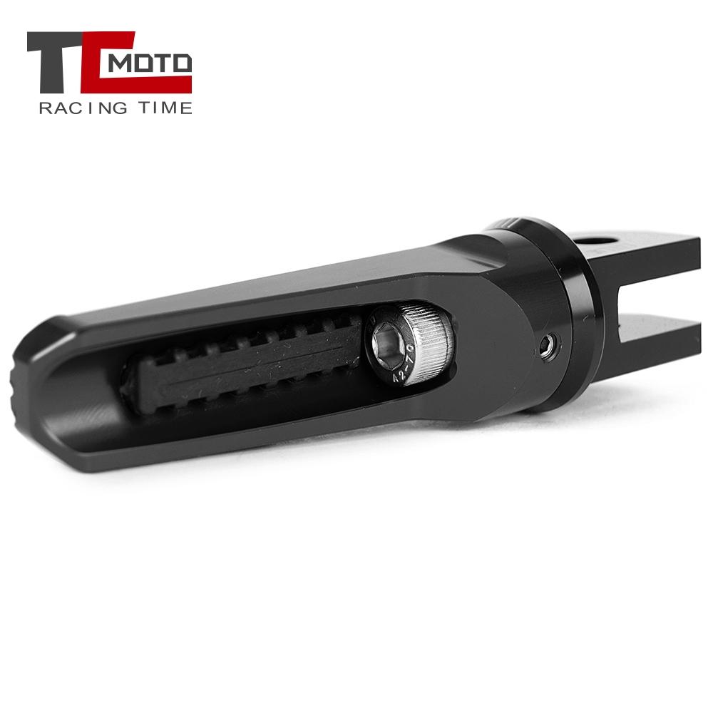 Přední stupačky Pedály Opěrka na nohy pro Triumph BONNEVILLE T100 T120 Bobber Daytona 675 Speed ​​Speed ​​Triple Thruxton 1200 Tiger