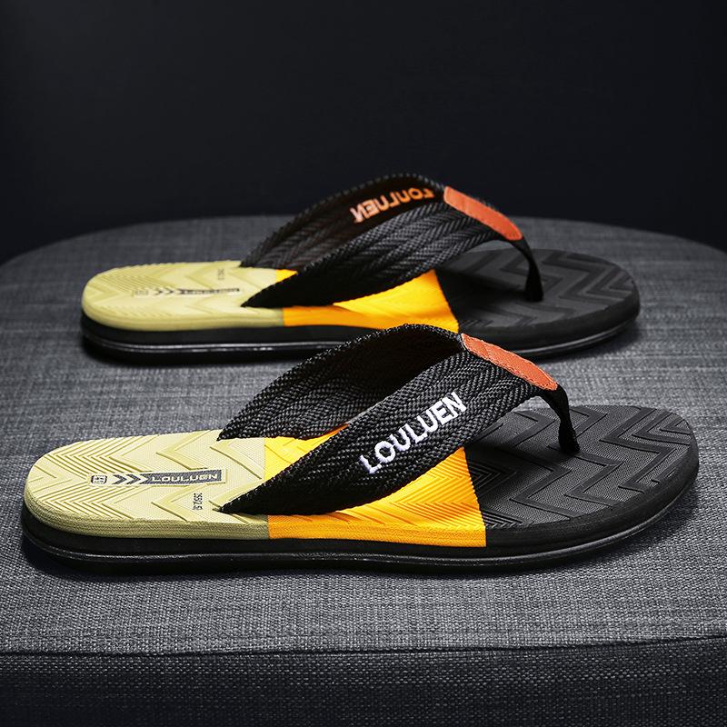 2025 Men High Quality Flip Flops Men Beach Slippers Fashion Outdoor Flip Flops Casual Breathable Slippers for Men New Sandals