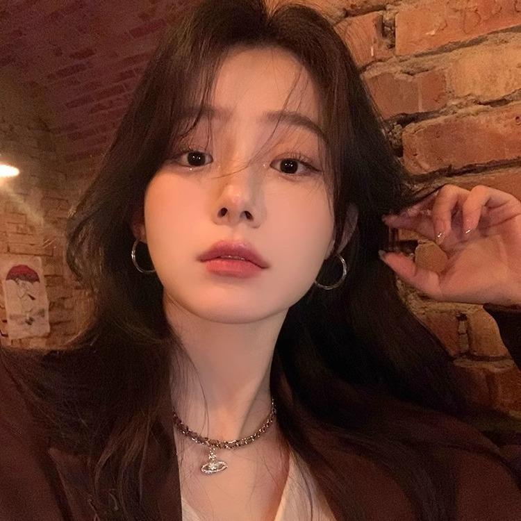 Design sense large earrings women's retro Hong Kong style temperament plain ring earrings popular earrings