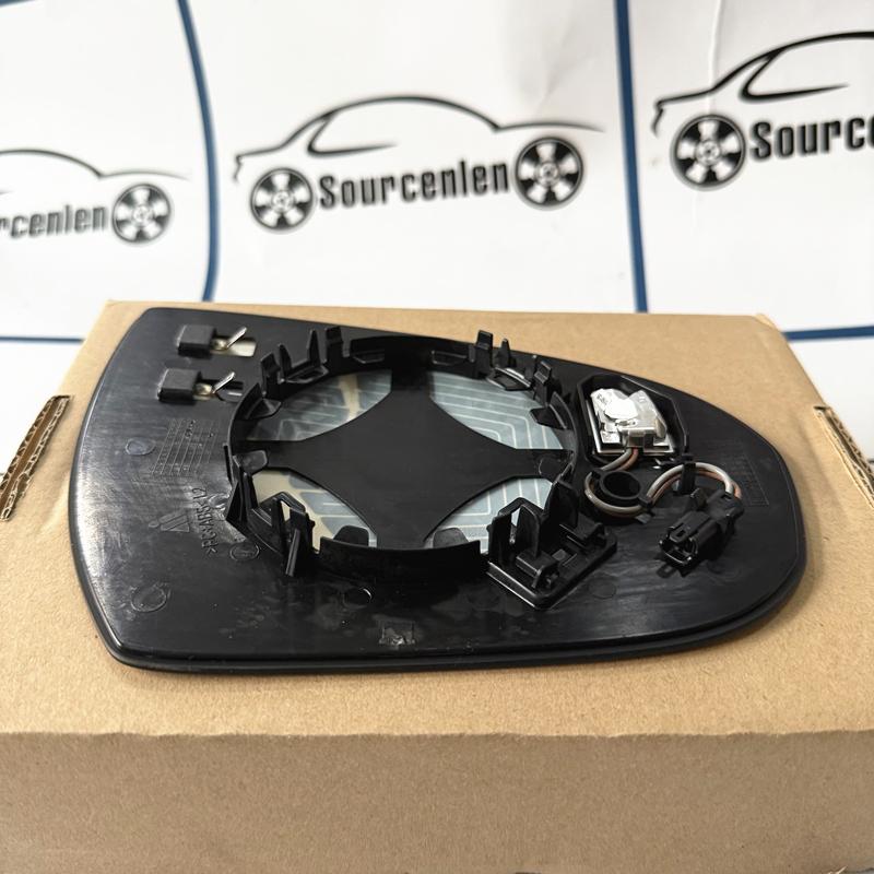 Brand New Original Car Rear View Mirror Glass For Hyundai Tucson 2015 2016 2017 2018 87611-F8001 87621-F8001