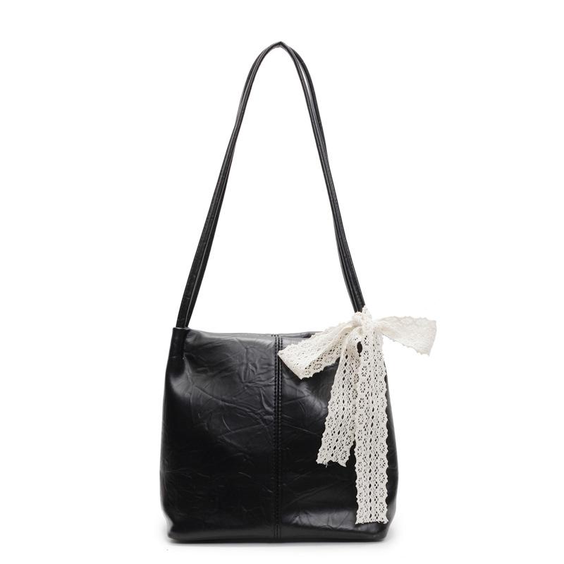 Spring and Summer Texture Underarm Bag Women's New Trendy Fashion Shoulder Bag Simple Commuter Bucket Bag