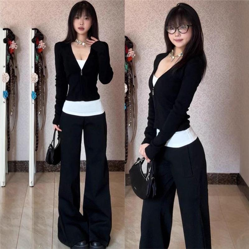 

Velvet Autumn/Winter Black & White Color Block Long-Sleeve Women s Slim-Fit Fake Two-Piece Niche Design Top Extra Large