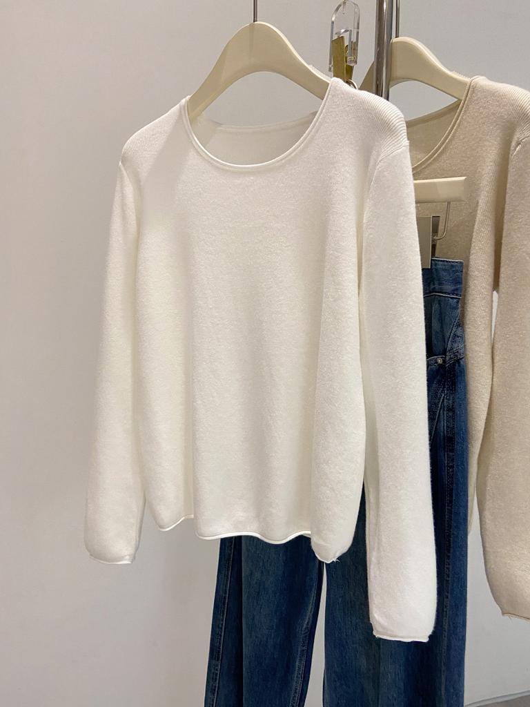 Soft waxy and relaxed knitted sweater women's autumn and winter casual versatile top crew neck inner bottoming shirt