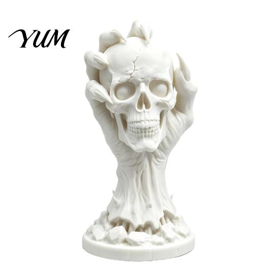 Unique Halloween Gifts 3D Printed Skull & Devil Hand Figurine, Realistic Holding Mysterious Home Accents Statue, Gothic Desktop Ornament for