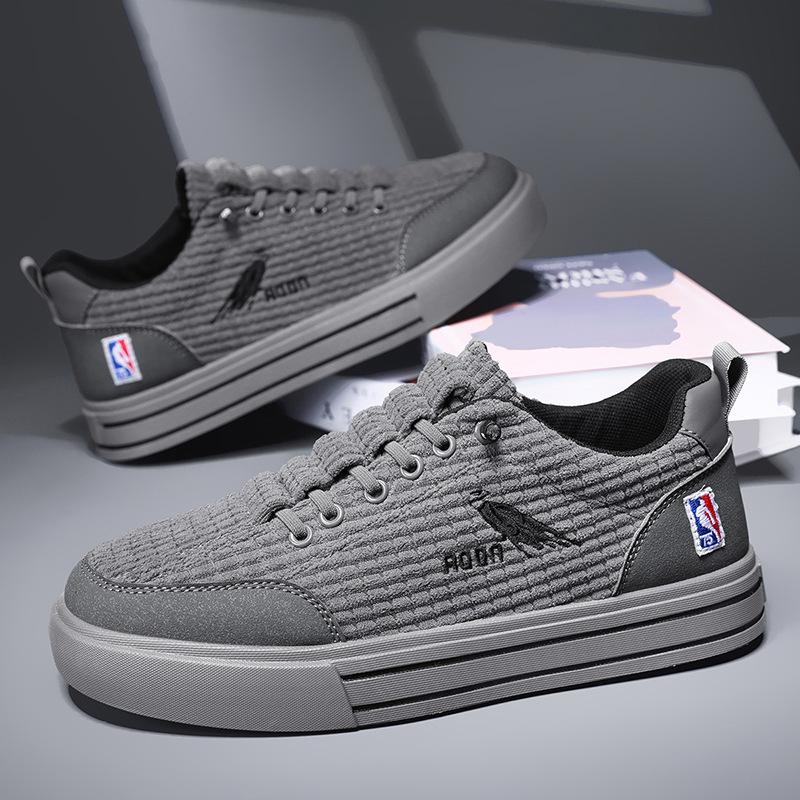 

Men s shoes 2025 spring new fashion platform height increase outdoor sports board shoes men s comfortable casual shoes 44 сірий колір