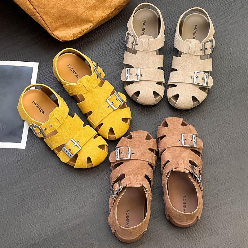 Pigcage shoes women's 2025 summer new breathable candy color retro Roman sandals fashion buckle Boken shoes