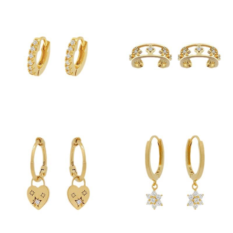 Kolczyki sztyfty z cyrkoniami pozłacane 24-karatowym złotem - Elegancki miedziany design