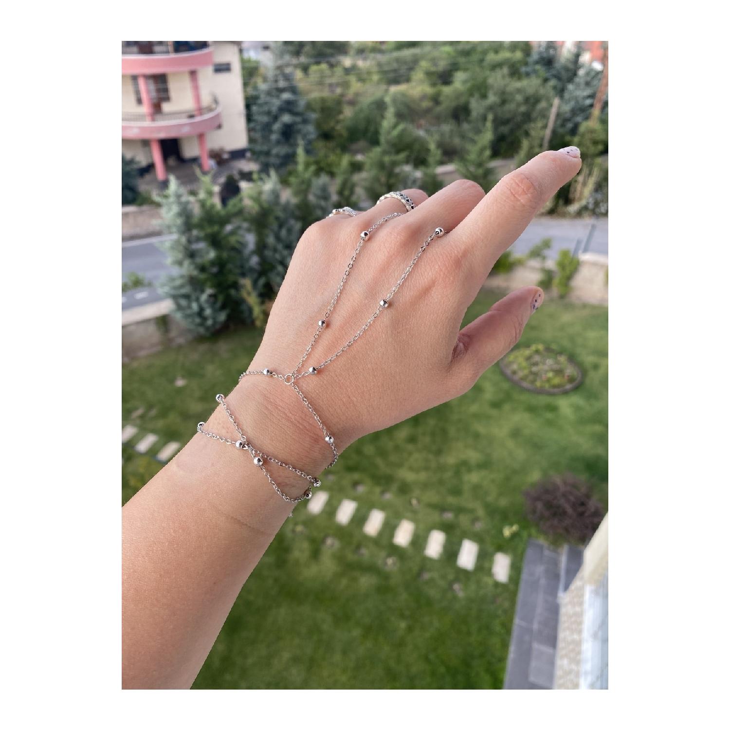 

Серебряный цветной шариковый аксессуар для рук