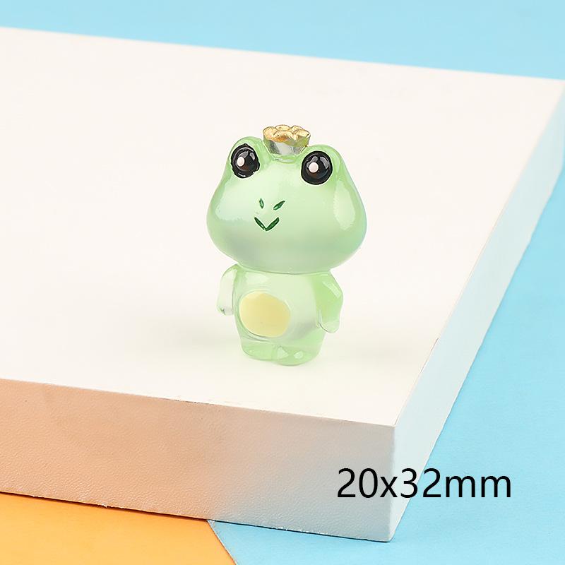 1Pc Luminous Mini Figurine Miniature Panda Frog Miniature Landscape Decoration Luminous In the Dark Miniature Flower Pot Decoration