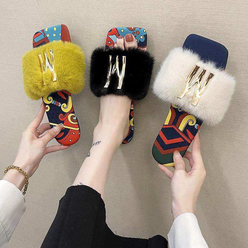 Foreign trade 2025 fairy wind fluffy slippers female outer wear flat bottom square head open toe simple Internet celebrity large size M drag