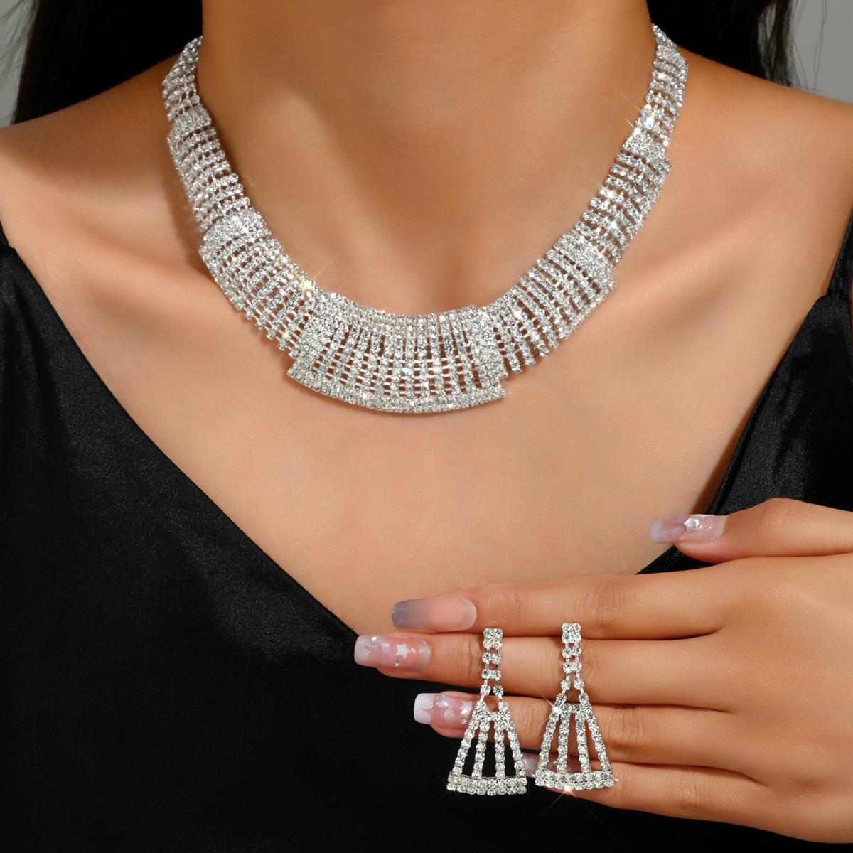 

Новые свадебные украшения ожерелье серьги женский костюм персонализированные геометрические полные свадебные аксессуары свадебный комплект цепочка