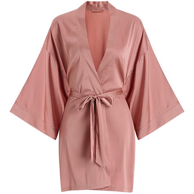 Chemise tinta unita (Modelli: 6020, 6072, 6055, 6154) con Accappatoio Multiuso Coordinato (Modello: 5004)