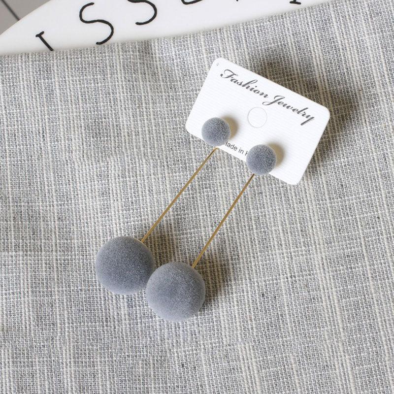 E0371 Red Black Gray Blue Plush Ball Long Earrings For Women Bijoux New Fashion Statement Jewelry High Quality Gift Wholesale