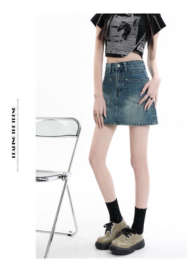 Retro High-Waisted A-Line Denim Skirt for Plus Size Women - Summer Slimming, Pear-Shaped Friendly, Belly Covering Short Skirt
