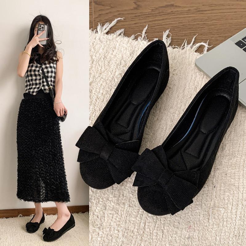 Large size flat-bottomed casual single shoes for women's new suede bow round head beanie shoes for women