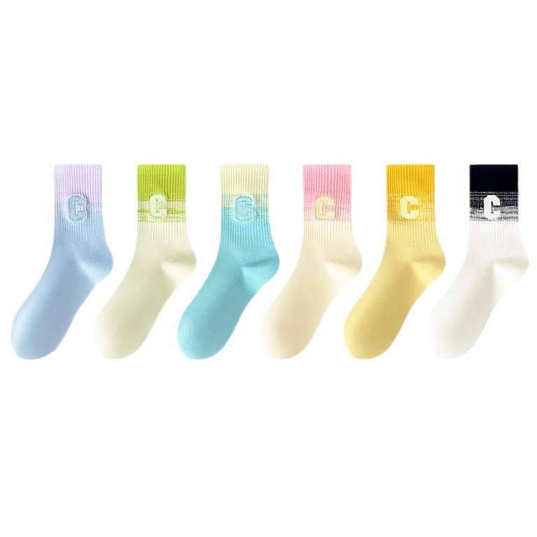 Women's Pure Cotton Mid-Calf Socks: Breathable, Sweat-Absorbing, Ideal for Running, Jump Rope, and Casual Sports. Perfect for Spring and Autumn.